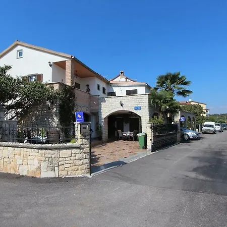 Rexa Guest house