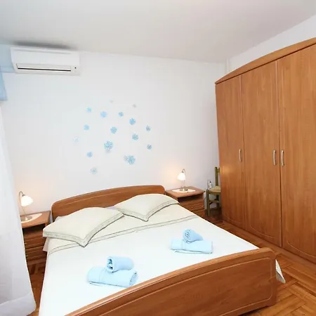 Rexa 3*