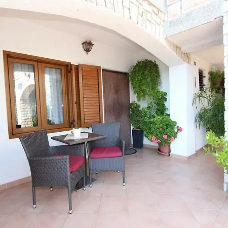 Rexa Guest house